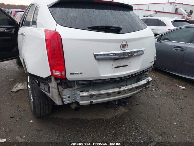 Cadillac Srx Luxury Collection 2016 3GYFNBE30GS500067 Image 6
