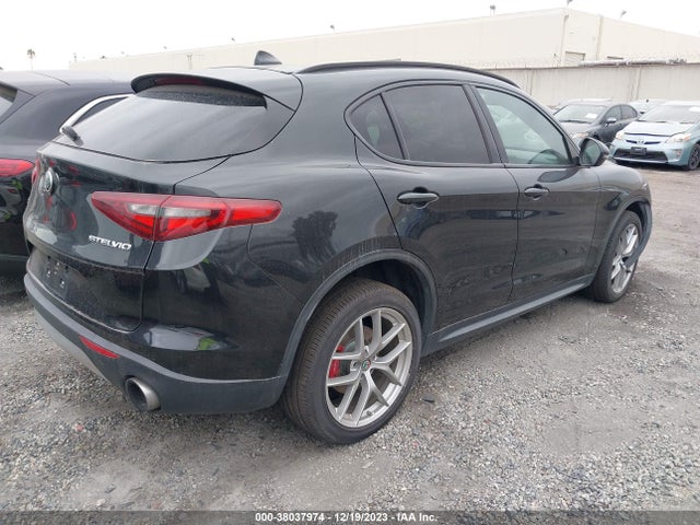 ZASFAKNN6J7B97988 Alfa Romeo Stelvio Ti Sport Awd