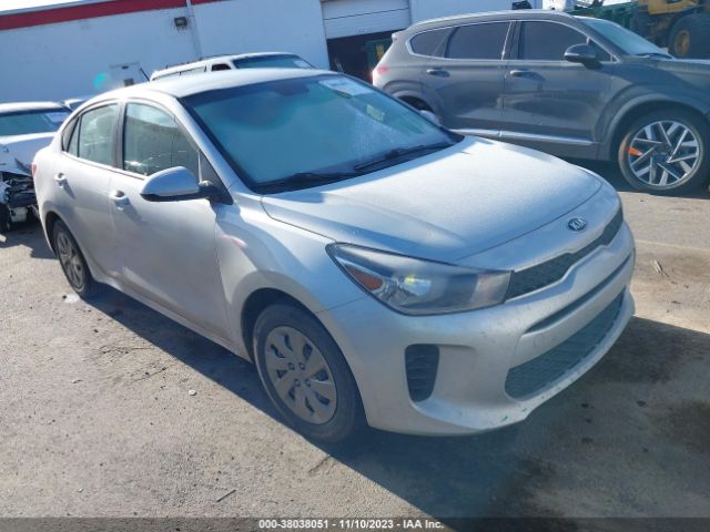 2020 Kia Rio S მანქანა იყიდება აუქციონზე, vin: 3KPA24AD0LE278321, აუქციონის ნომერი: 38038051