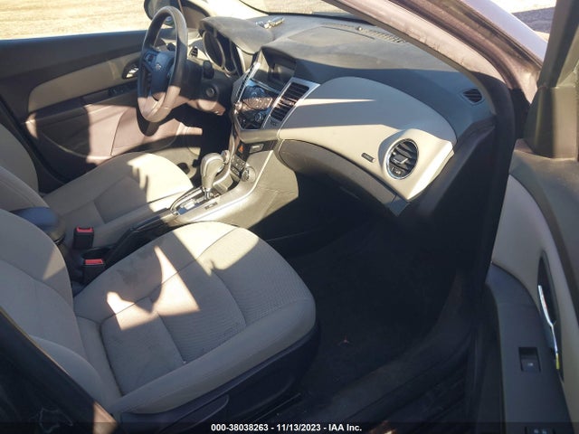 Chevrolet Cruze 1lt Auto 2015 1G1PC5SB3F7257177 Image 5