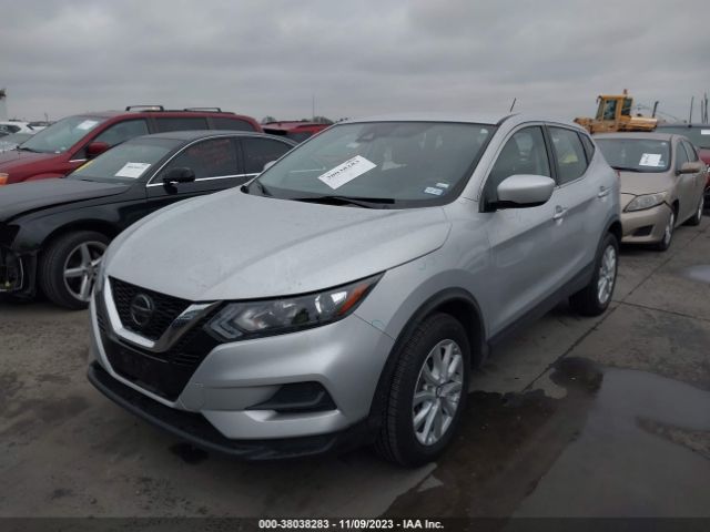 JN1BJ1AW5MW423693 Nissan Rogue Sport S