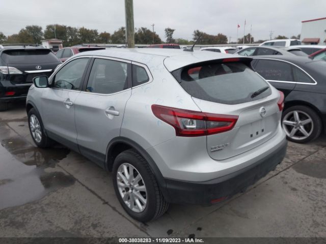 JN1BJ1AW5MW423693 Nissan Rogue Sport S