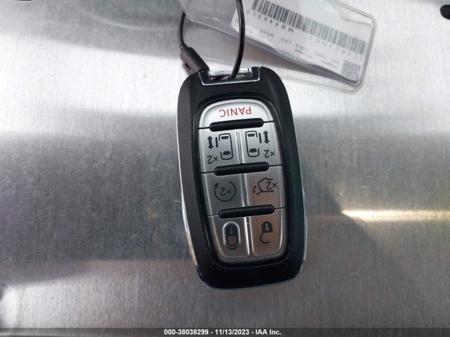 2C4RC1DG3MR546315 Chrysler Voyager Lxi
