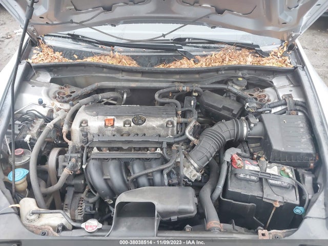 2011 HONDA ACCORD 2.4 EX VIN: 1HGCP2F74BA057177