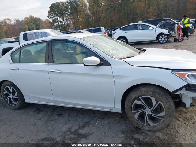 Honda ACCORD LX 2017 1HGCR2F37HA159282 Image 14