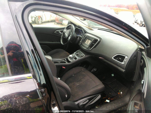 2015 CHRYSLER 200 LIMITED VIN: 1C3CCCAB4FN724389