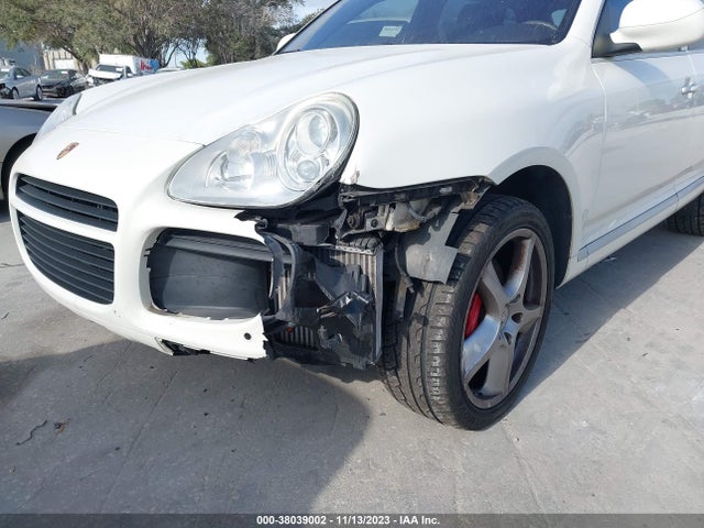 2004 PORSCHE CAYENNE WP1AC29P64LA93732 Photo 5