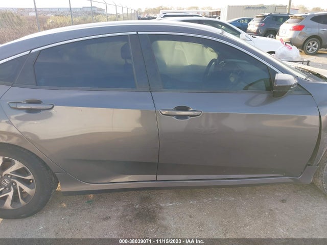 Honda Civic Lx 2018 2HGFC2F5XJH594112 Image 13