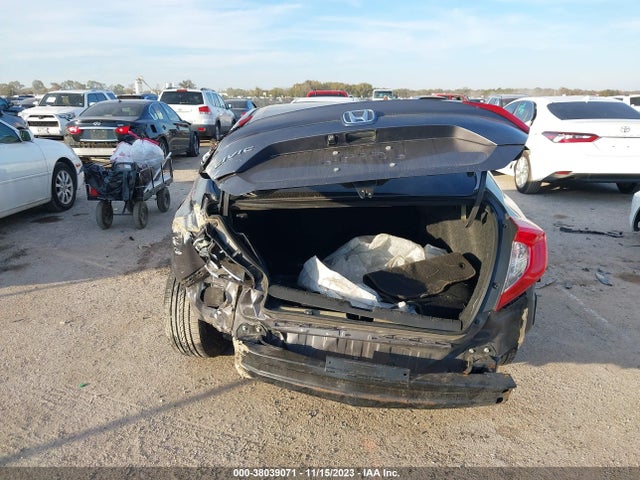 Honda Civic Lx 2018 2HGFC2F5XJH594112 Image 16