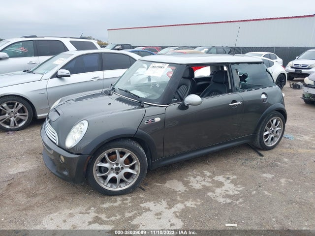 2006 MINI COOPER S WMWRE33546TN27657 Photo 1