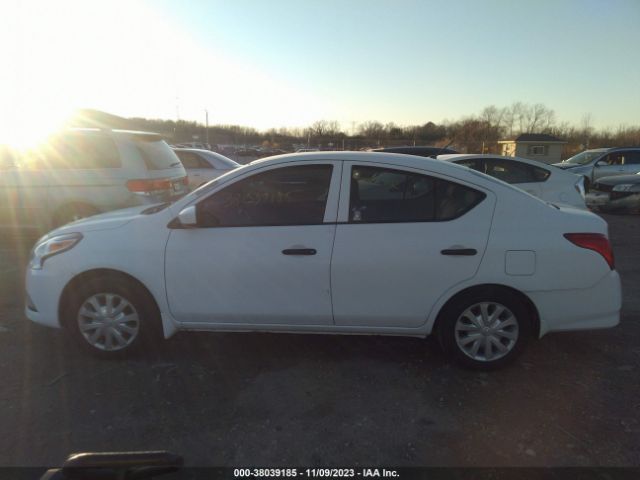 3N1CN7AP1HL888262 Nissan Versa 1.6 S