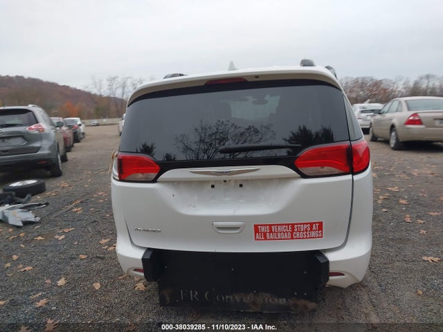 2C4RC1DG4LR172148 Chrysler Voyager Lxi