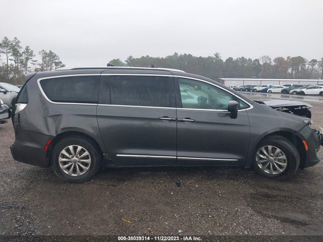 2018 CHRYSLER PACIFICA TOURING L VIN: 2C4RC1BG5JR142706