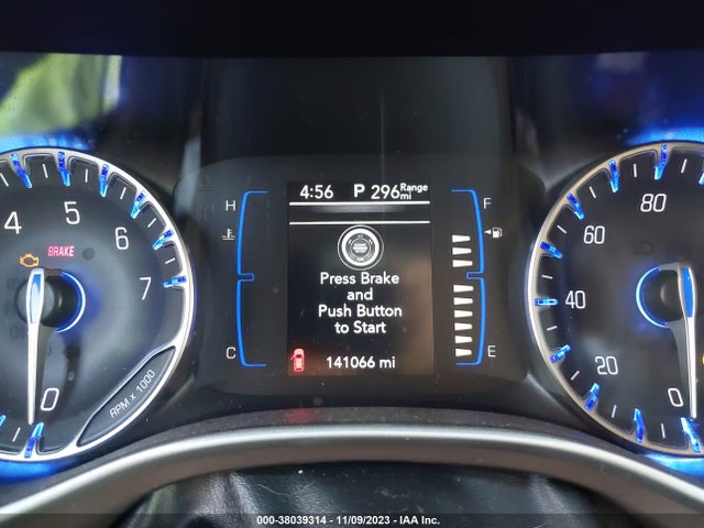 2018 CHRYSLER PACIFICA TOURING L VIN: 2C4RC1BG5JR142706