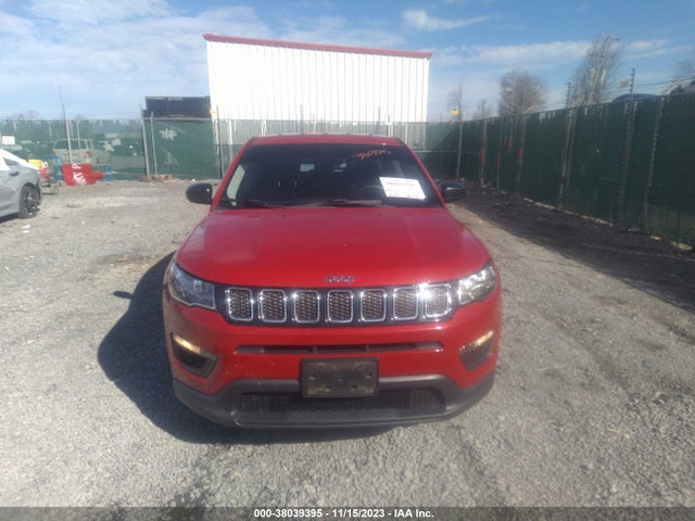 2018 JEEP COMPASS SPORT 4X4 VIN: 3C4NJDAB2JT210033