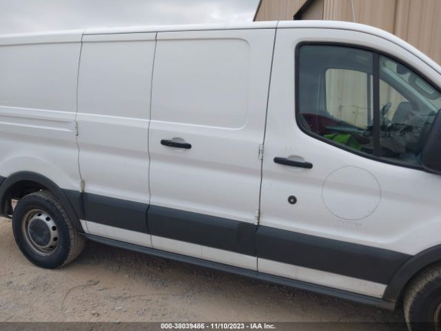 1FTYE1ZM6GKA29596 Ford TRANSIT CARGO VAN