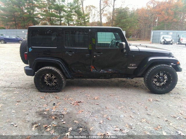 1C4BJWEG2HL528034 Jeep Wrangler Unlimited Sahara 4x4