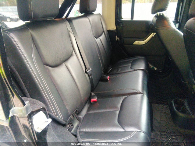 1C4BJWEG2HL528034 Jeep Wrangler Unlimited Sahara 4x4