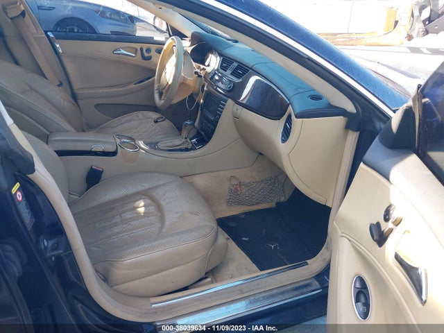 2006 MERCEDES-BENZ CLS 500 VIN: WDDDJ75X16A042201