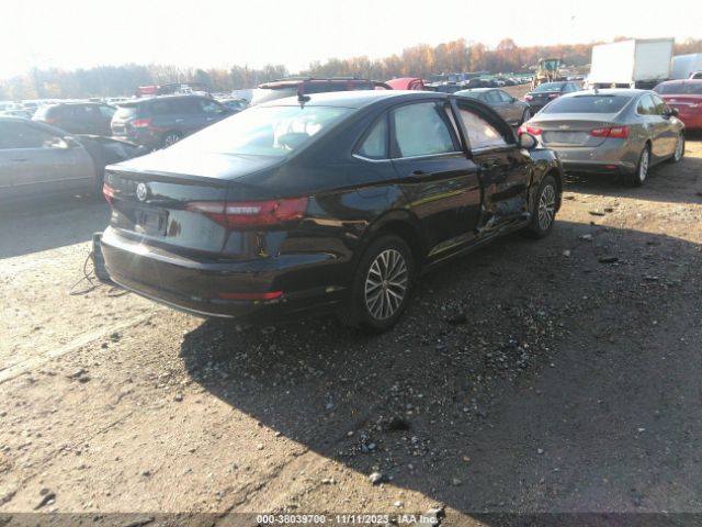 2021 VOLKSWAGEN JETTA 3VWC57BU2MM098584 Photo 3