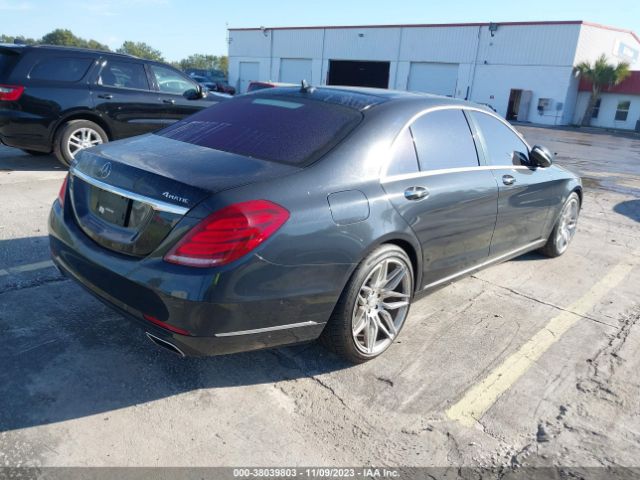 2015 MERCEDES-BENZ S-CLASS WDDUG8FB0FA184711 Photo 3
