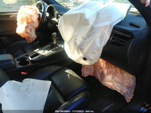 2021 PORSCHE MACAN WP1AA2A51MLB16270 Photo 4