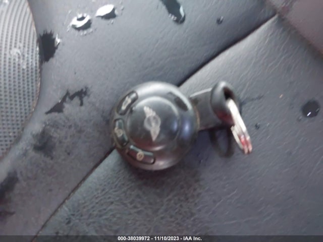 2008 MINI COOPER S WMWMF73528TT86962 Photo 10