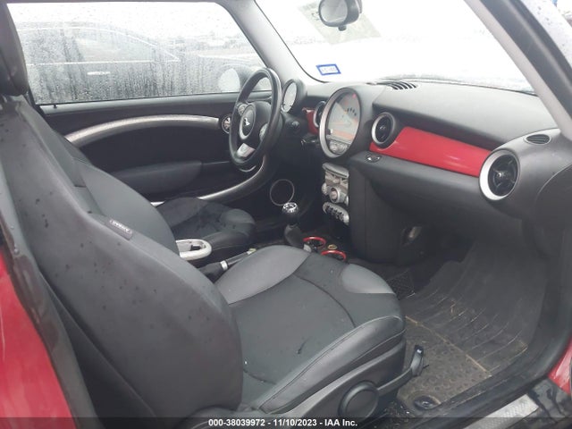 2008 MINI COOPER S WMWMF73528TT86962 Photo 4