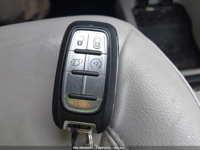 2C4RC1BG9HR511819 Chrysler Pacifica Touring-l