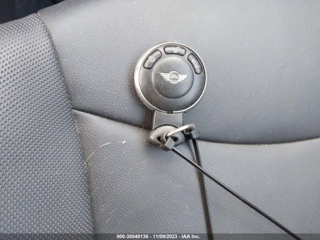 2012 MINI COOPER WMWSU3C59CT258040 Photo 10