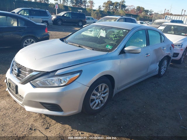 Nissan Altima 2.5 S 2018 1N4AL3AP3JC292774 Image 2