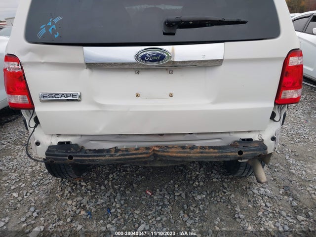 2009 FORD ESCAPE LIMITED VIN: 1FMCU04759KA02221