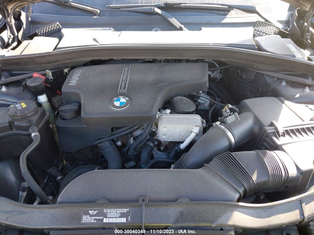 BMW X1 Sdrive28i 2015 WBAVM1C5XFV498384 Image 10