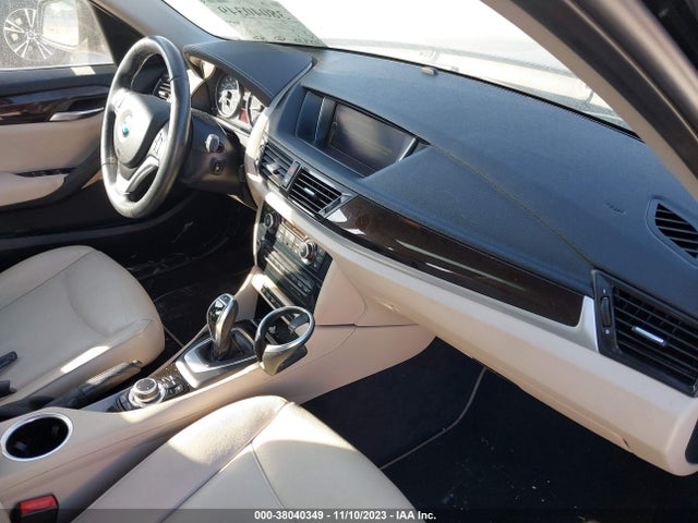 BMW X1 Sdrive28i 2015 WBAVM1C5XFV498384 Image 5
