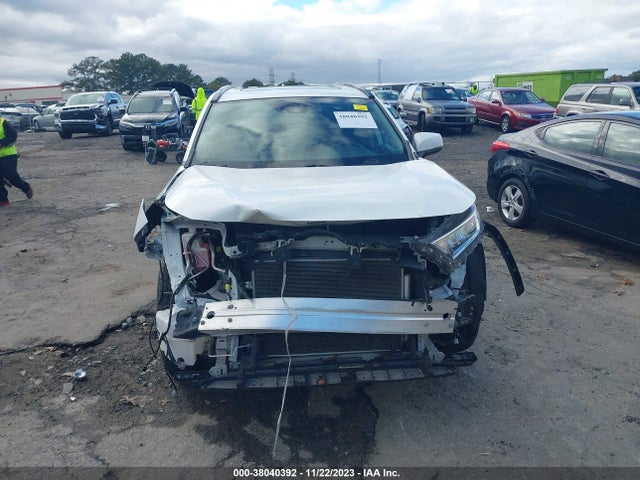 2020 TOYOTA RAV4 XLE PREMIUM VIN: 2T3C1RFV7LC061218