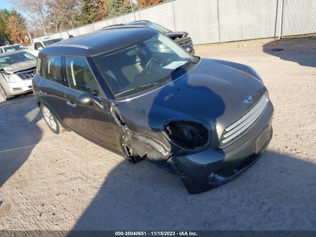 2014 MINI COUNTRYMAN WMWZB3C53EWR37131 Photo 0