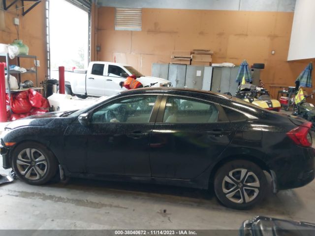 2HGFC2F52JH594086 Honda Civic Lx