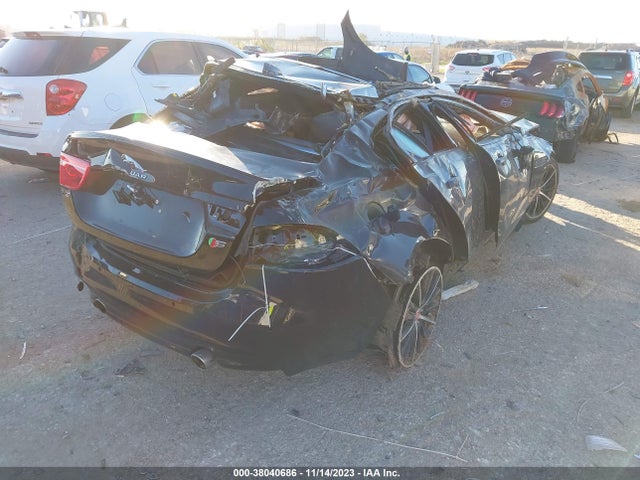 2019 JAGUAR XE SAJAG4FV6KCP49169 Photo 3