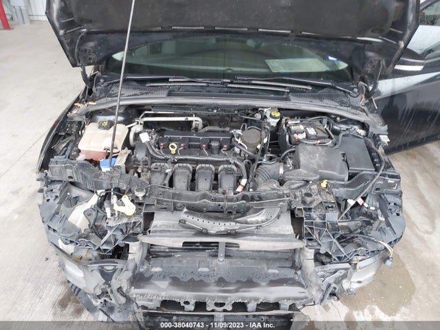 2014 FORD FOCUS SE VIN: 1FADP3K23EL399172