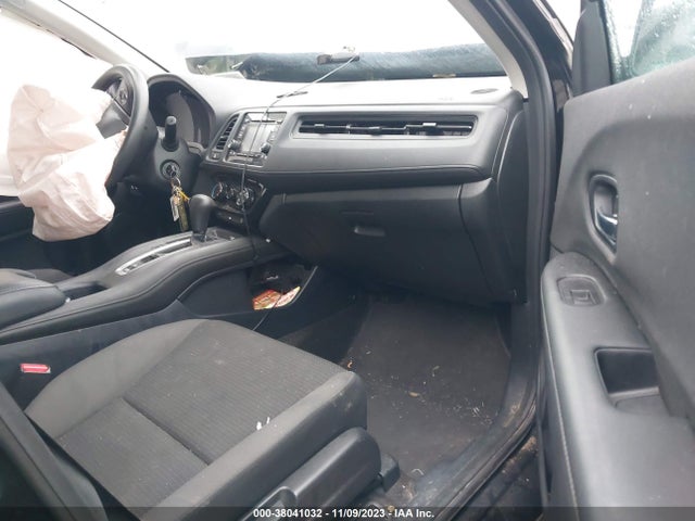 2021 HONDA HR-V AWD LX VIN: 3CZRU6H34MM738846