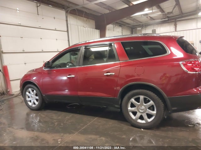 2008 BUICK ENCLAVE CXL VIN: 5GAEV23768J261300