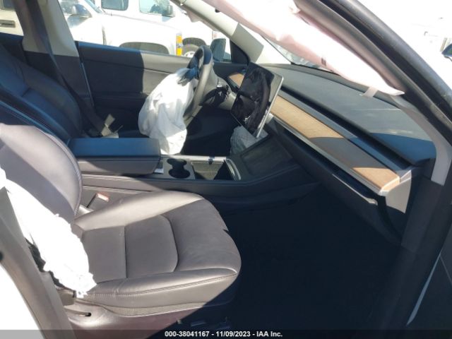 2022 TESLA MODEL Y 7SAYGDEF1NF397734 Photo 4