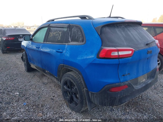 1C4PJMDX3JD600323 Jeep Cherokee Limited 4x4