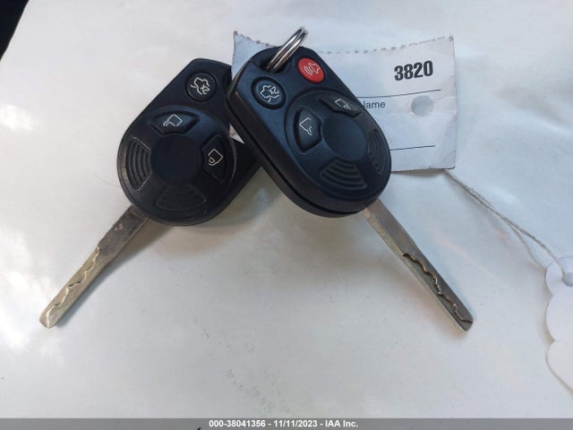 2015 FORD FOCUS SE VIN: 1FADP3K29FL276039