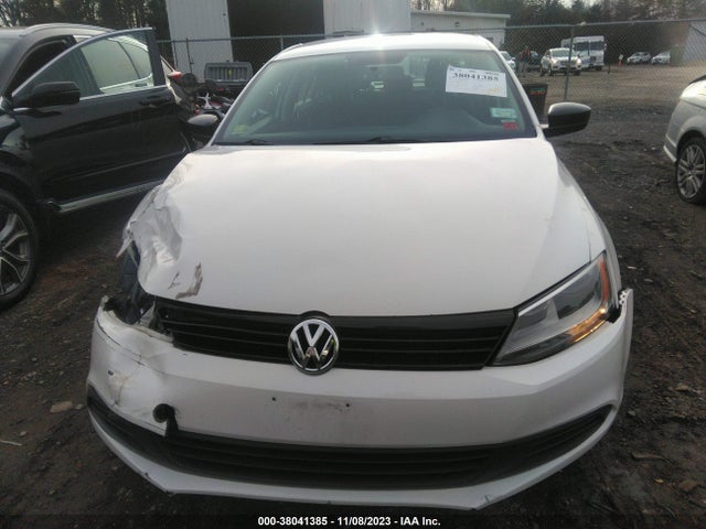 2013 VOLKSWAGEN JETTA 2.0L S VIN: 3VW2K7AJ8DM291463