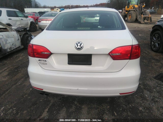 2013 VOLKSWAGEN JETTA 2.0L S VIN: 3VW2K7AJ8DM291463