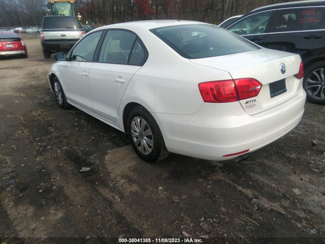 2013 VOLKSWAGEN JETTA 2.0L S VIN: 3VW2K7AJ8DM291463