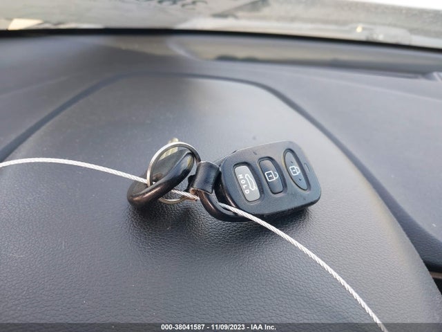 2018 HYUNDAI ELANTRA SEL VIN: 5NPD84LF7JH227613