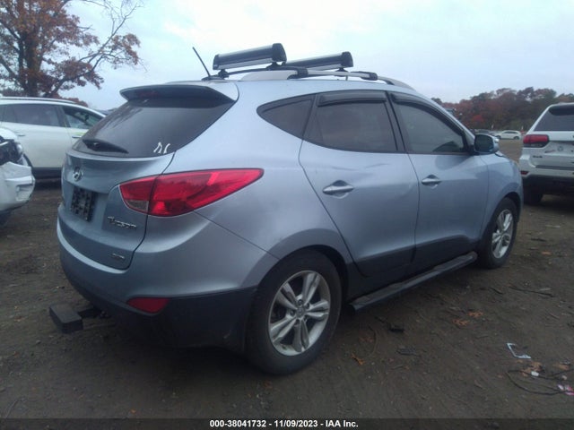 2012 HYUNDAI TUCSON GLS VIN: KM8JUCAC9CU395985