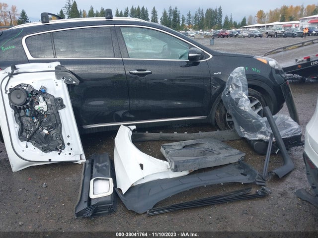 Tesla Model Y Long Range 2022 7SAYGAEE6NF404442 Image 12